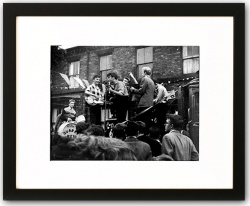 Quarrymen-Frame-mockup.jpg